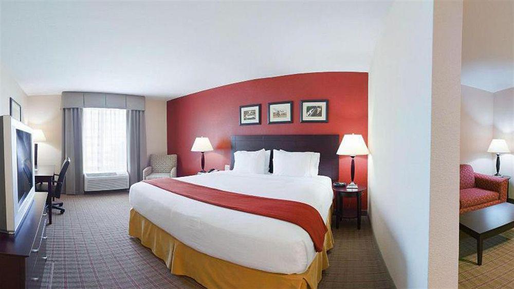 Holiday Inn Express & Suites East Wichita I-35 Andover By Ihg Екстер'єр фото