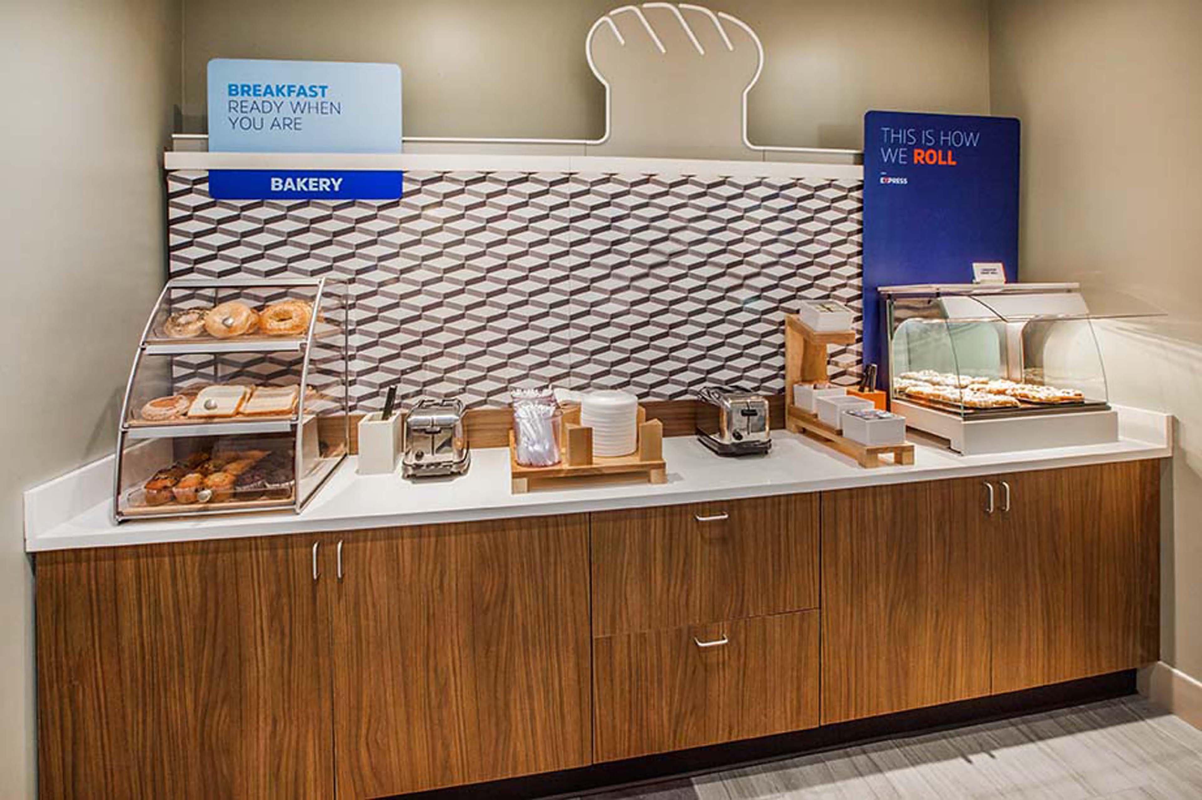 Holiday Inn Express & Suites East Wichita I-35 Andover By Ihg Екстер'єр фото